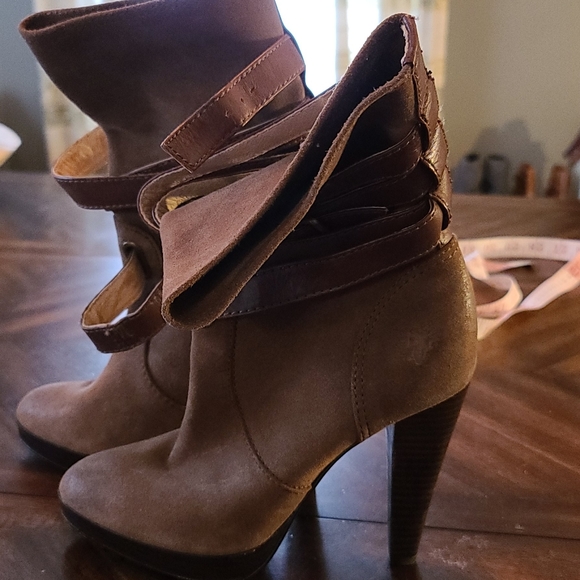 frye distressed leather boots